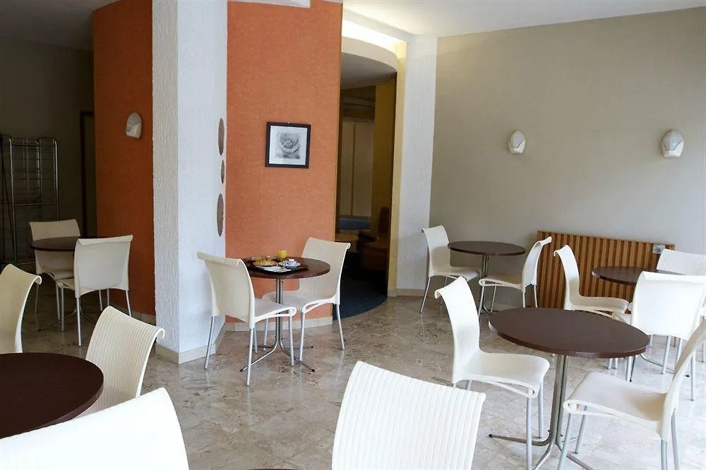 Hotel Le Peyreguet Istres